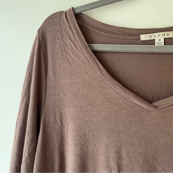 Cyrus Mauve Brown V-Neck Long Sleeve Top Medium | Soft Stretch Rayon Spandex - Picture 4 of 11